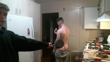 sexylax69  02-03-2022